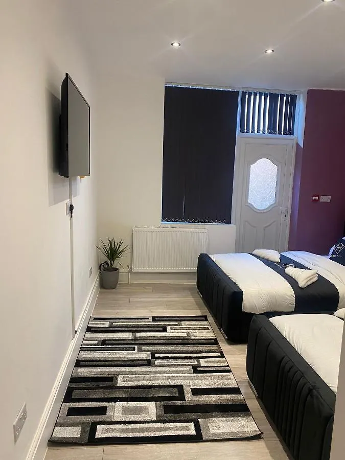 Holiday Plus - Palatine Road Blackpool United Kingdom